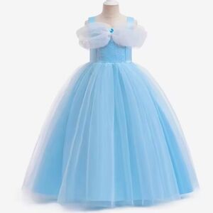 Elegant Blue Tulle Gown. (Final Price)